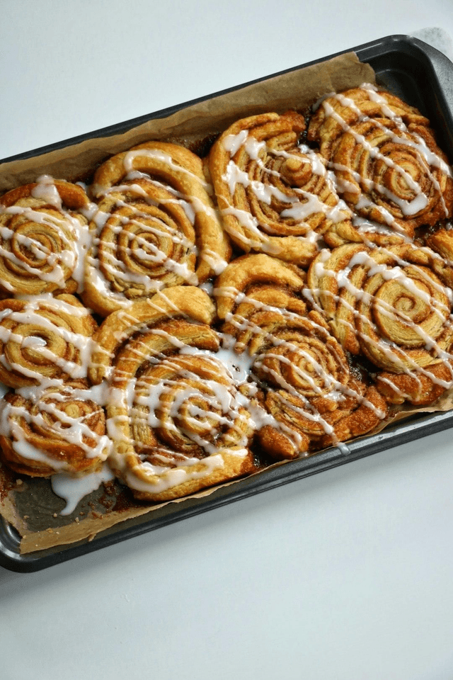Cinnamon Roll Latte